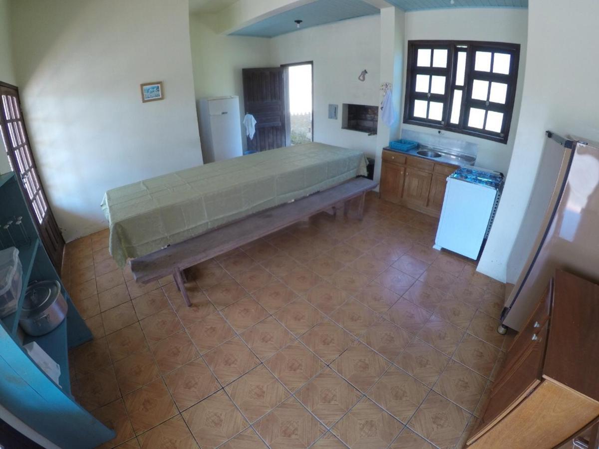 Suites Praia Da Ferrugem غاروبابا المظهر الخارجي الصورة
